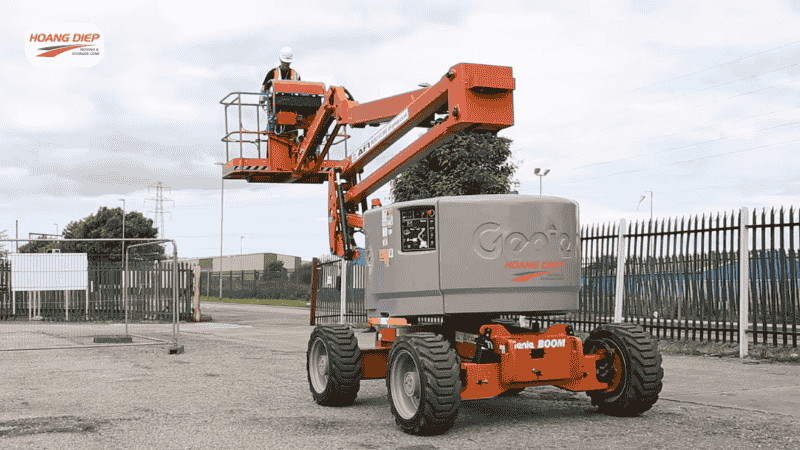 Xe nâng người boomlift tại Hoàng Diệp